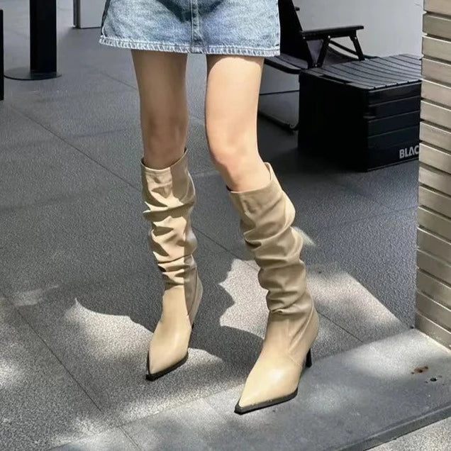 מגף עקב כיווצים- אנג׳ילינה