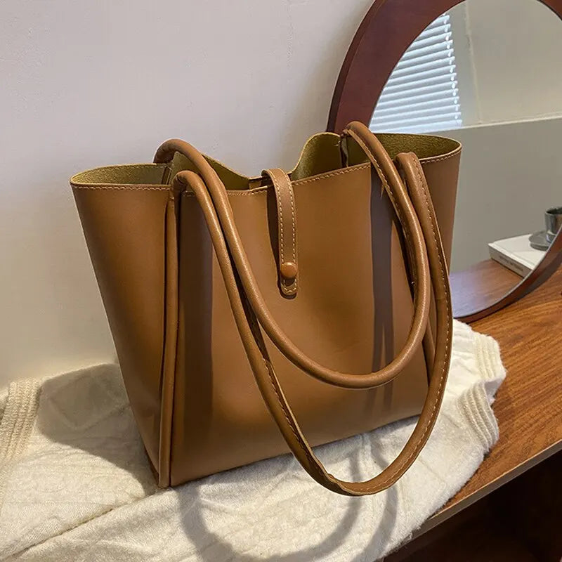 תיק וינטג׳ גדול- בראודה