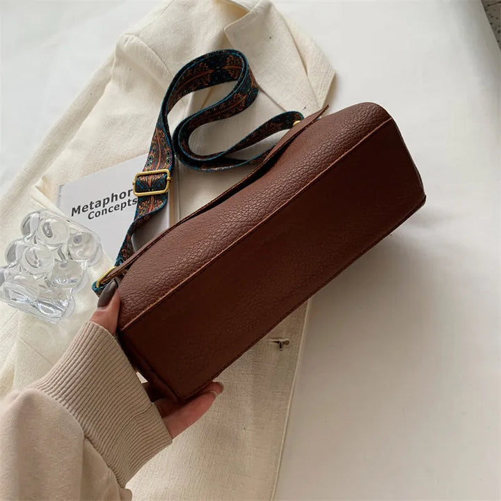 תיק דמוי עור- מאלין