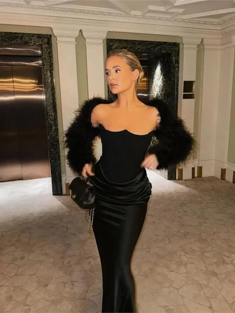 שמלת סטרפלס