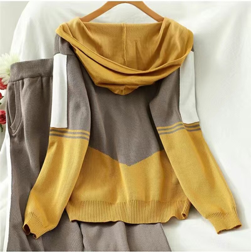 NOA חליפת טרנינג