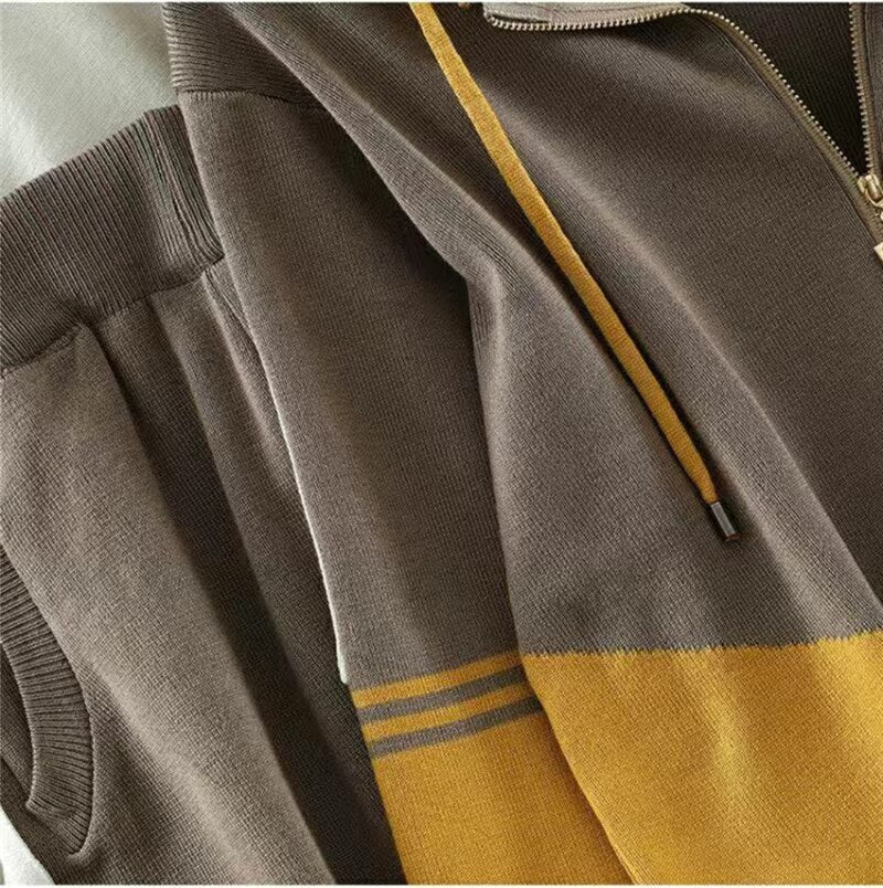 NOA חליפת טרנינג