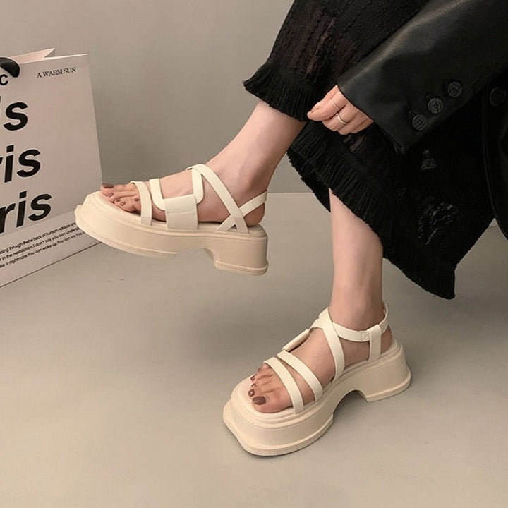 סנדלי פלטפורמה- מילאן