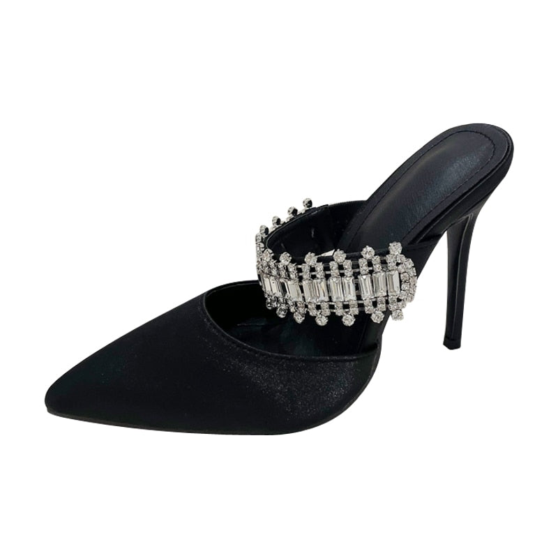 עקב קלאסי בשילוב קריסטלים- נועה