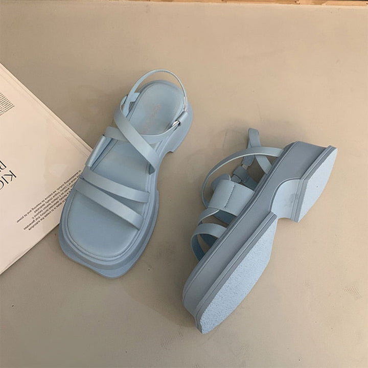 סנדלי פלטפורמה- מילאן