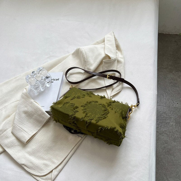 תיק קרעים גדול- מתיאס