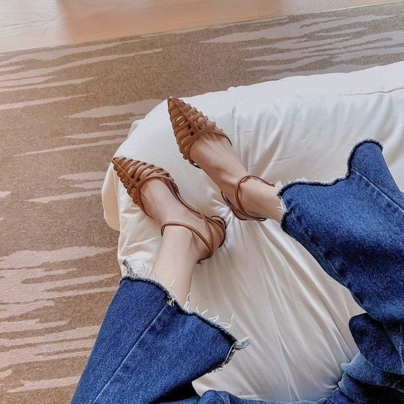 עקב בובה- קנדל