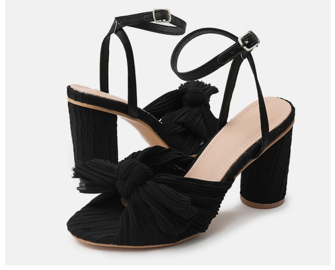 עקב קרפ פפיון- מירל