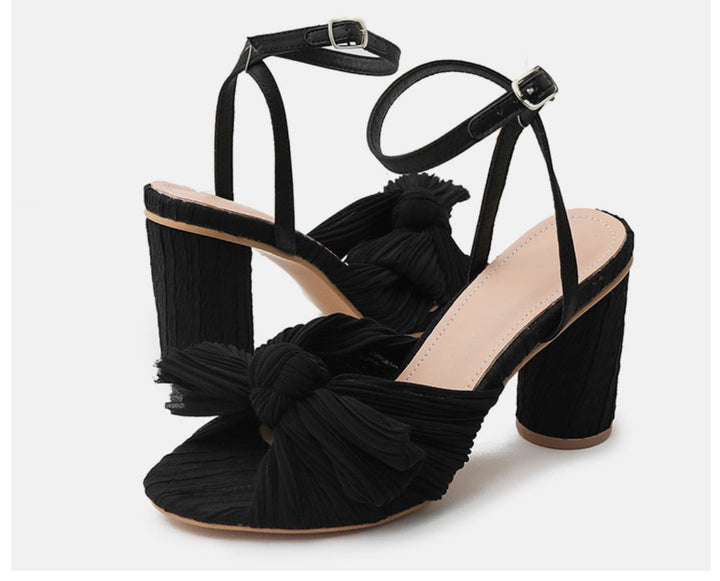 עקב קרפ פפיון- מירל