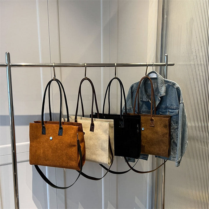 תיק קורדרוי בטייל- מילנה