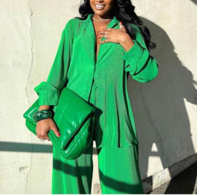 חליפה מכופתרת- היילי