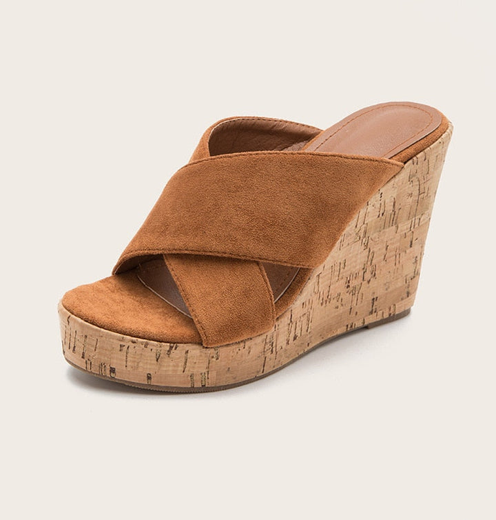 כפכף עקב בוהו- קלארי