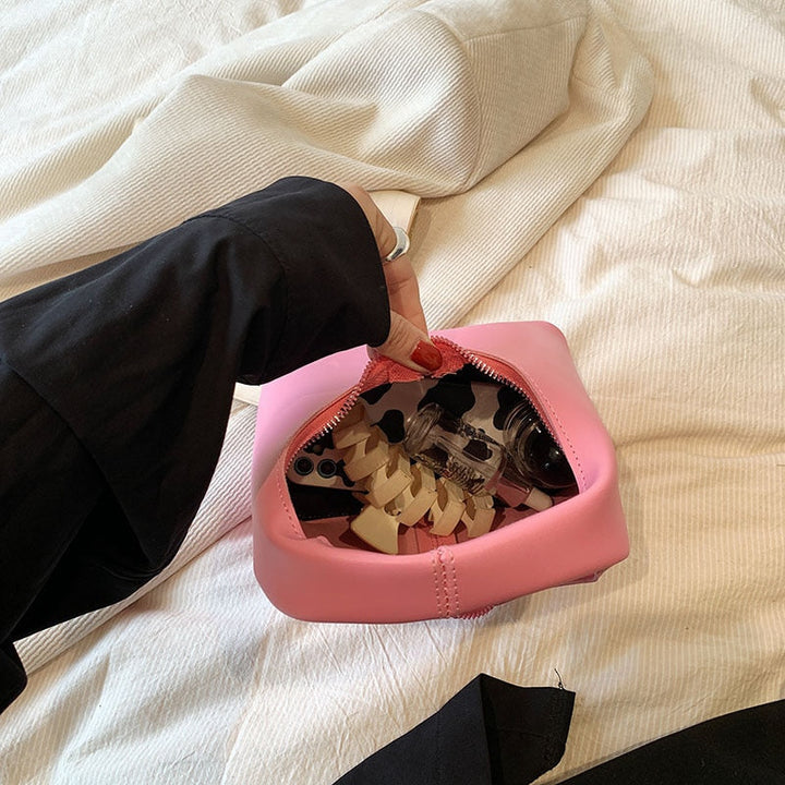 תיק יד- הובה בובה