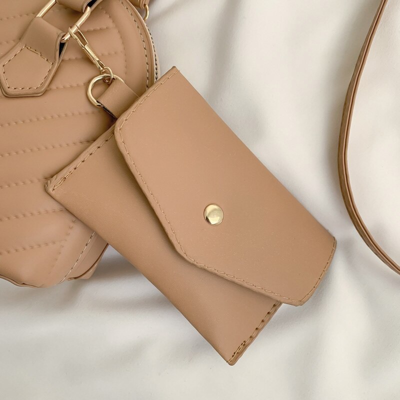 תיק יד גיוזה- טיילור