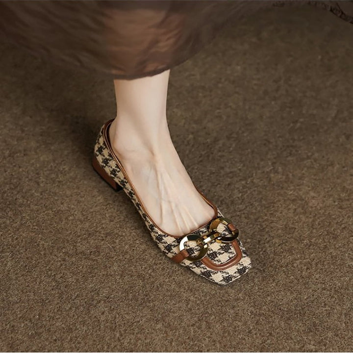 נעלי בובה משובצות- אליאנה